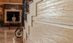 Травертиновая плитка в отделке интерьера