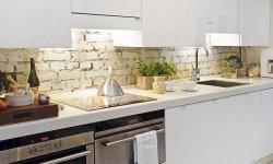 Популярные материалы для оформления кухонных фартуков